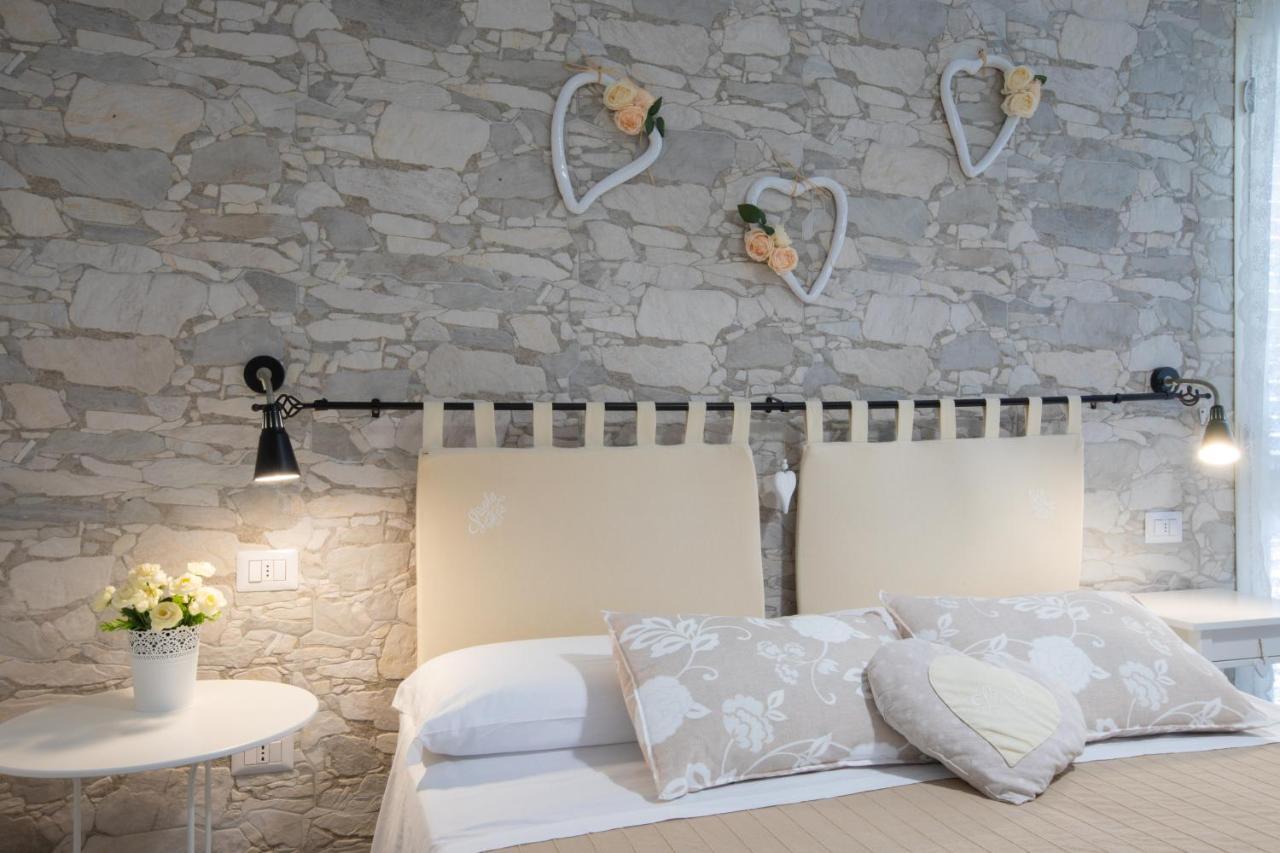 B&B L'Isola Che Non C'E Torre San Giovanni Ugento Luaran gambar